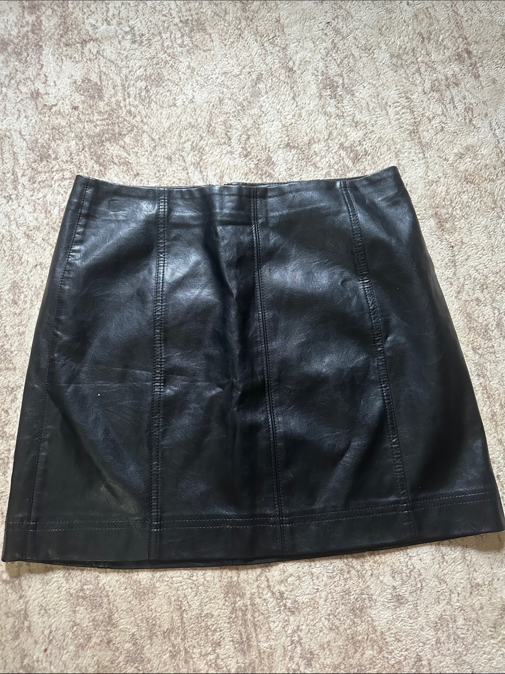 Wild Fable Black Faux Leather Mini Skirt Women’s Vegan Leather Zip Back